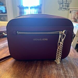 Michael Kors cross body